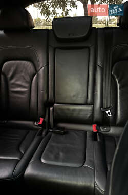 Внедорожник / Кроссовер Audi SQ5 2013 в 