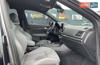 Внедорожник / Кроссовер Audi SQ5 2018 в 