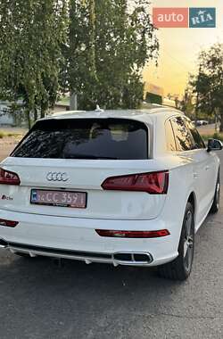 Внедорожник / Кроссовер Audi SQ5 2018 в 