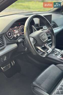 Внедорожник / Кроссовер Audi SQ5 2018 в 