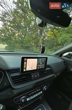 Внедорожник / Кроссовер Audi SQ5 2017 в 