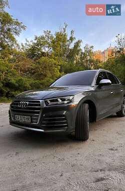 Внедорожник / Кроссовер Audi SQ5 2017 в 