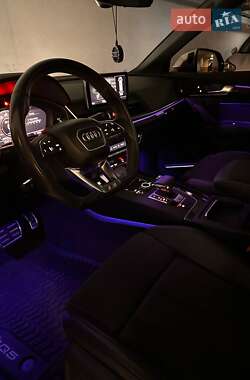 Внедорожник / Кроссовер Audi SQ5 2017 в 