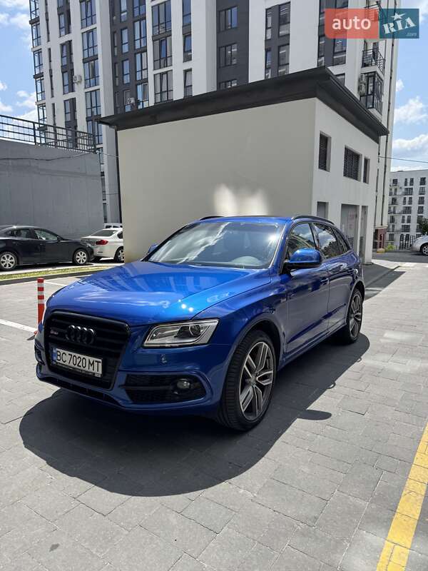 Внедорожник / Кроссовер Audi SQ5 2016 в Львове