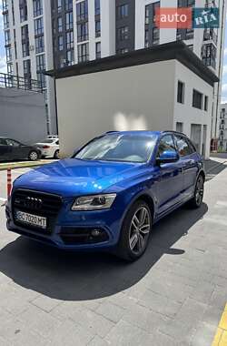 Внедорожник / Кроссовер Audi SQ5 2016 в 
