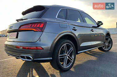 Внедорожник / Кроссовер Audi SQ5 2017 в 