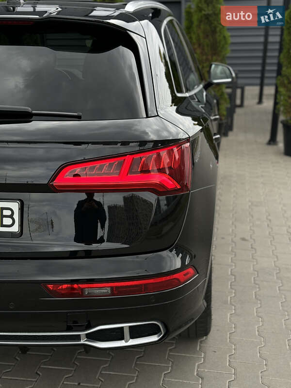 Позашляховик / Кросовер Audi SQ5 2018 в Києві