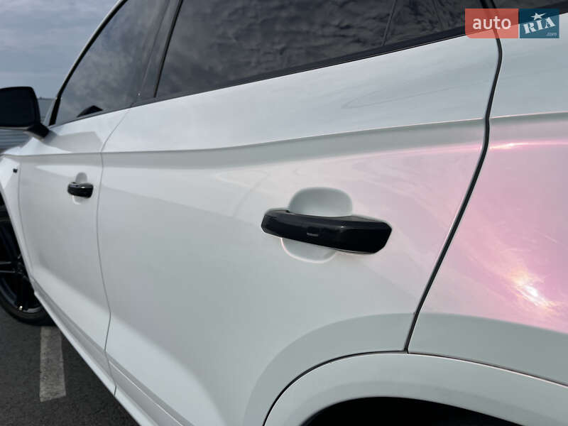 Внедорожник / Кроссовер Audi SQ5 2018 в Львове