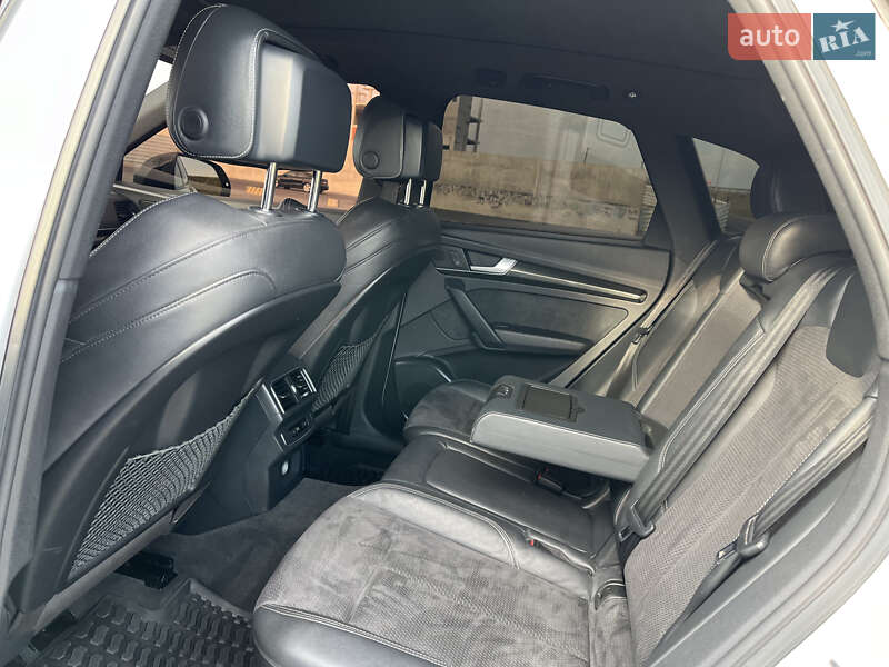 Внедорожник / Кроссовер Audi SQ5 2018 в Львове