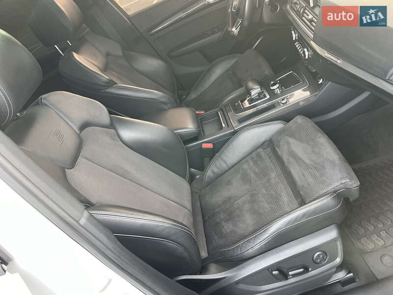 Внедорожник / Кроссовер Audi SQ5 2018 в Львове