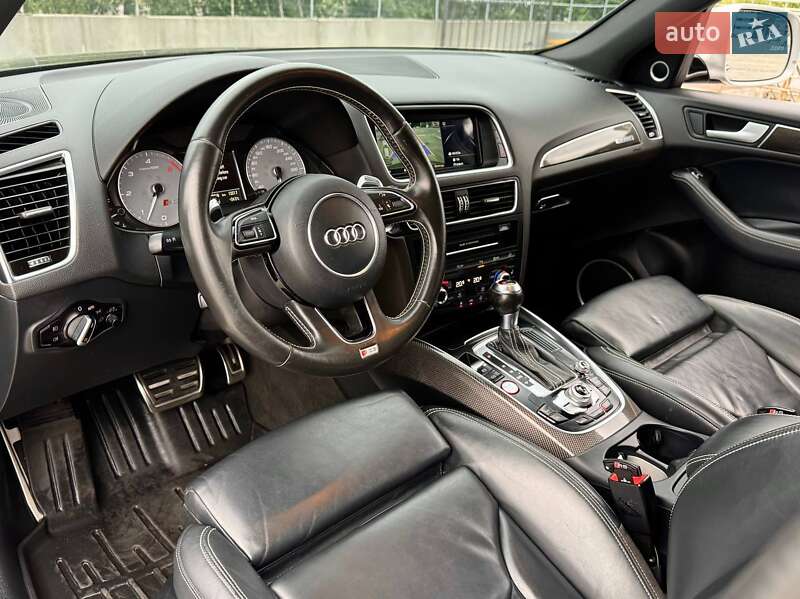 Внедорожник / Кроссовер Audi SQ5 2015 в Киеве