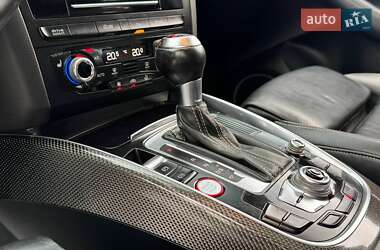Внедорожник / Кроссовер Audi SQ5 2015 в 