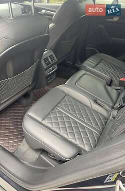 Внедорожник / Кроссовер Audi SQ5 2020 в 