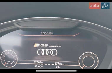 Внедорожник / Кроссовер Audi SQ5 2017 в 