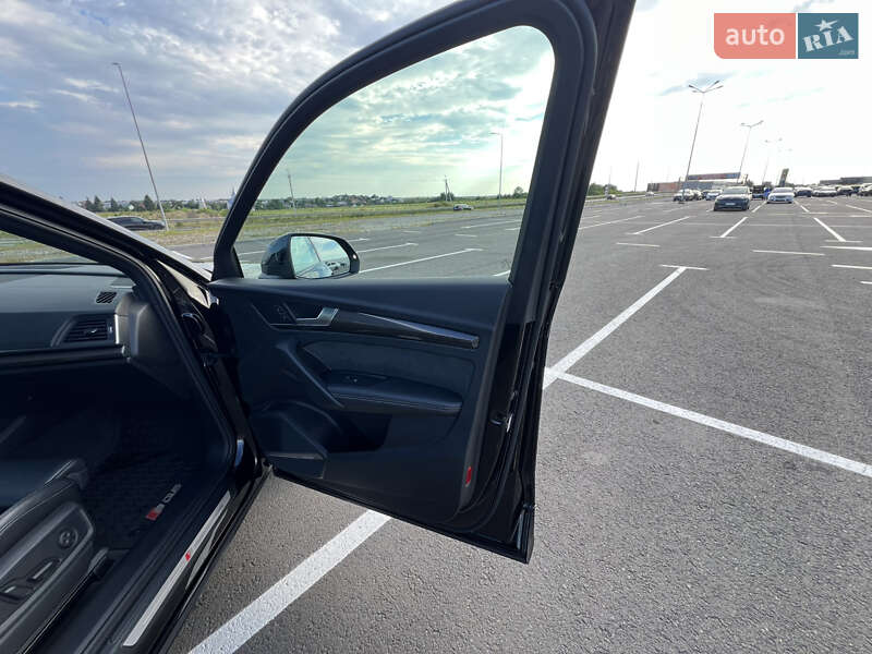 Внедорожник / Кроссовер Audi SQ5 2018 в Львове