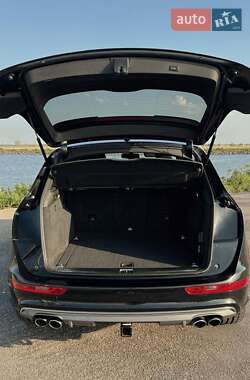 Внедорожник / Кроссовер Audi SQ5 2013 в 