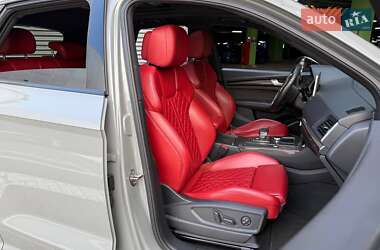 Внедорожник / Кроссовер Audi SQ5 2019 в 