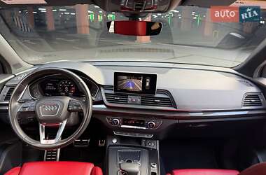 Внедорожник / Кроссовер Audi SQ5 2019 в 