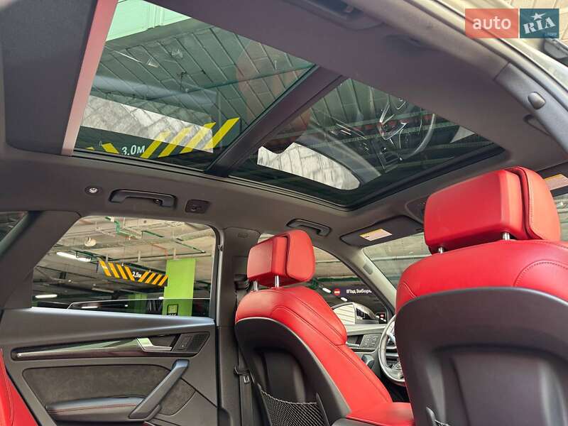 Позашляховик / Кросовер Audi SQ5 2019 в Києві