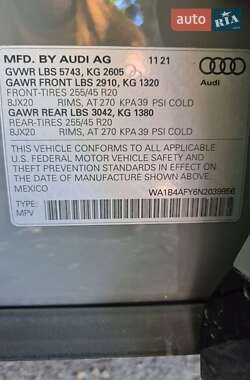 Внедорожник / Кроссовер Audi SQ5 2021 в 