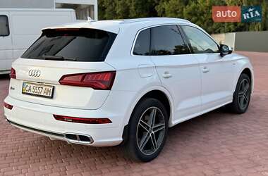 Внедорожник / Кроссовер Audi SQ5 2018 в 