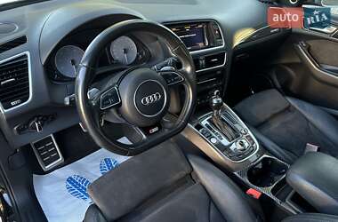 Внедорожник / Кроссовер Audi SQ5 2015 в 