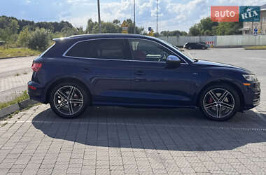 Внедорожник / Кроссовер Audi SQ5 2018 в 