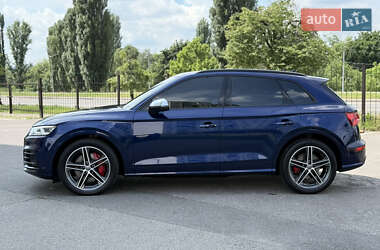 Внедорожник / Кроссовер Audi SQ5 2020 в 