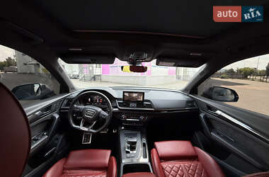 Внедорожник / Кроссовер Audi SQ5 2020 в 