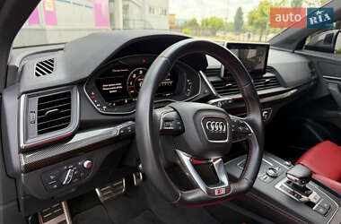 Внедорожник / Кроссовер Audi SQ5 2020 в 