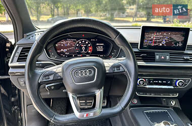 Внедорожник / Кроссовер Audi SQ5 2018 в 