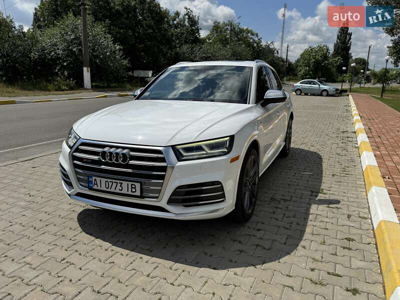Позашляховик / Кросовер Audi SQ5 2017 в Києві