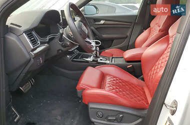 Внедорожник / Кроссовер Audi SQ5 2021 в 