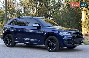 Внедорожник / Кроссовер Audi SQ5 2017 в 