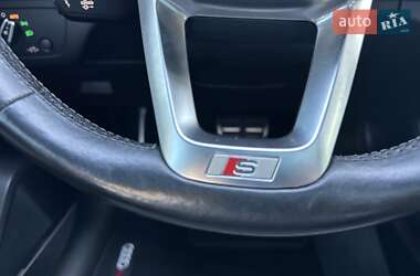 Внедорожник / Кроссовер Audi SQ5 2017 в 