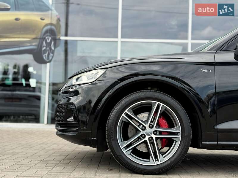 Внедорожник / Кроссовер Audi SQ5 2018 в Киеве