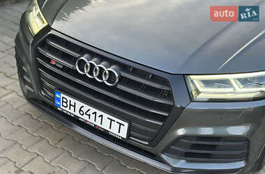 Внедорожник / Кроссовер Audi SQ5 2019 в 