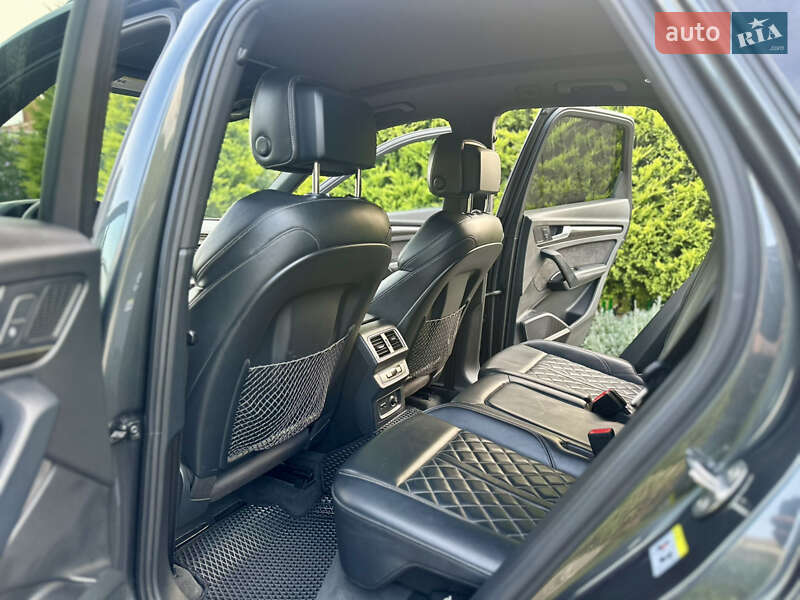 Внедорожник / Кроссовер Audi SQ5 2019 в Одессе