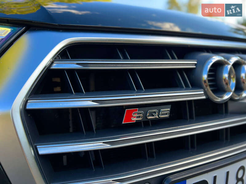Внедорожник / Кроссовер Audi SQ5 2018 в Одессе