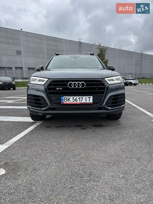 Внедорожник / Кроссовер Audi SQ5 2020 в Ровно