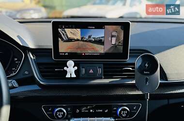 Внедорожник / Кроссовер Audi SQ5 2019 в 