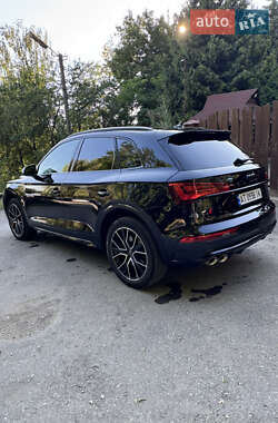Внедорожник / Кроссовер Audi SQ5 2024 в 