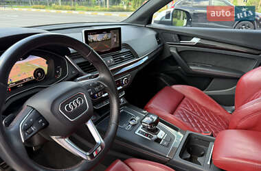 Внедорожник / Кроссовер Audi SQ5 2018 в 
