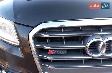 Внедорожник / Кроссовер Audi SQ5 2014 в 