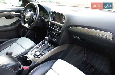 Внедорожник / Кроссовер Audi SQ5 2014 в 
