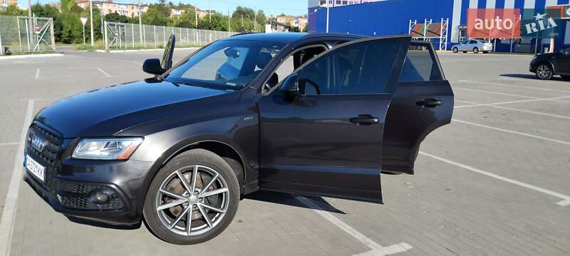 Внедорожник / Кроссовер Audi SQ5 2016 в Умани