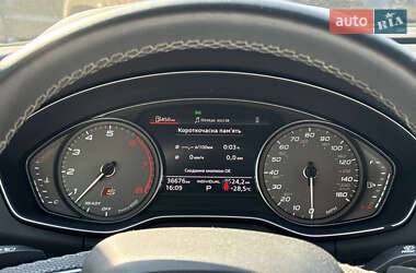 Внедорожник / Кроссовер Audi SQ5 2022 в 