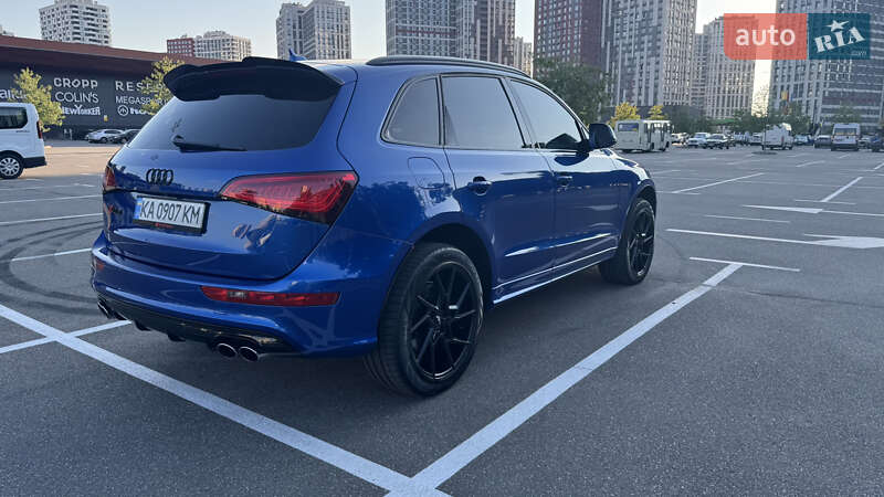 Внедорожник / Кроссовер Audi SQ5 2016 в Киеве