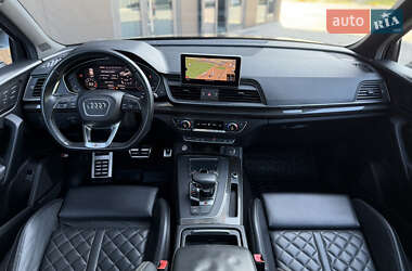 Внедорожник / Кроссовер Audi SQ5 2018 в 