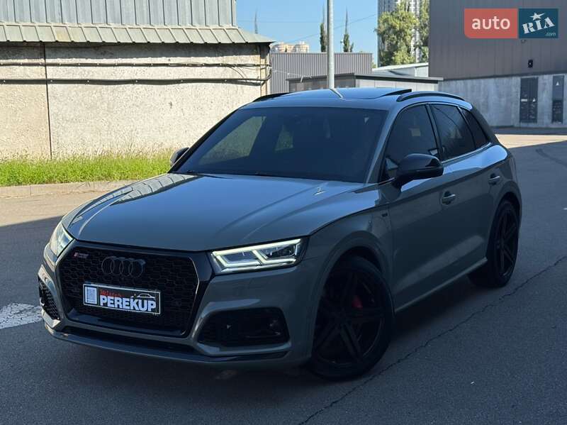 Внедорожник / Кроссовер Audi SQ5 2019 в Киеве